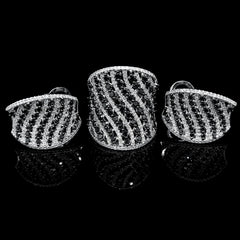 PREORDER | Black & White Diamond Jewelry Set 14kt