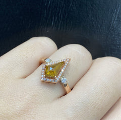 LVNA 签名 2.00 克拉风筝形切割稀有橙色钻石光环铺镶戒指 14 克拉