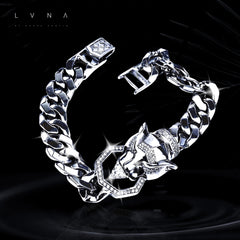 Editor’s Pick | LVNA Signatures™️ Trillion Cut Center Men’s Panther Diamond Bracelet 14kt