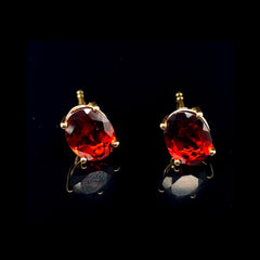 PREORDER | Oval Garnet Gemstones Stud Earrings 18kt