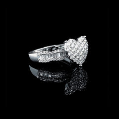 PREORDER | Heart Paved Baguette Diamond Ring 14kt