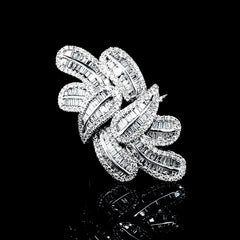 PREORDER | Floral Cluster Shape Petals Diamond Ring 14kt