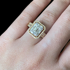 PREORDER | Golden Emerald Invisible Setting Paved Diamond Ring 18kt