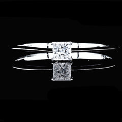 0.15 克拉公主方形切割钻石订婚戒指 14kt 白金