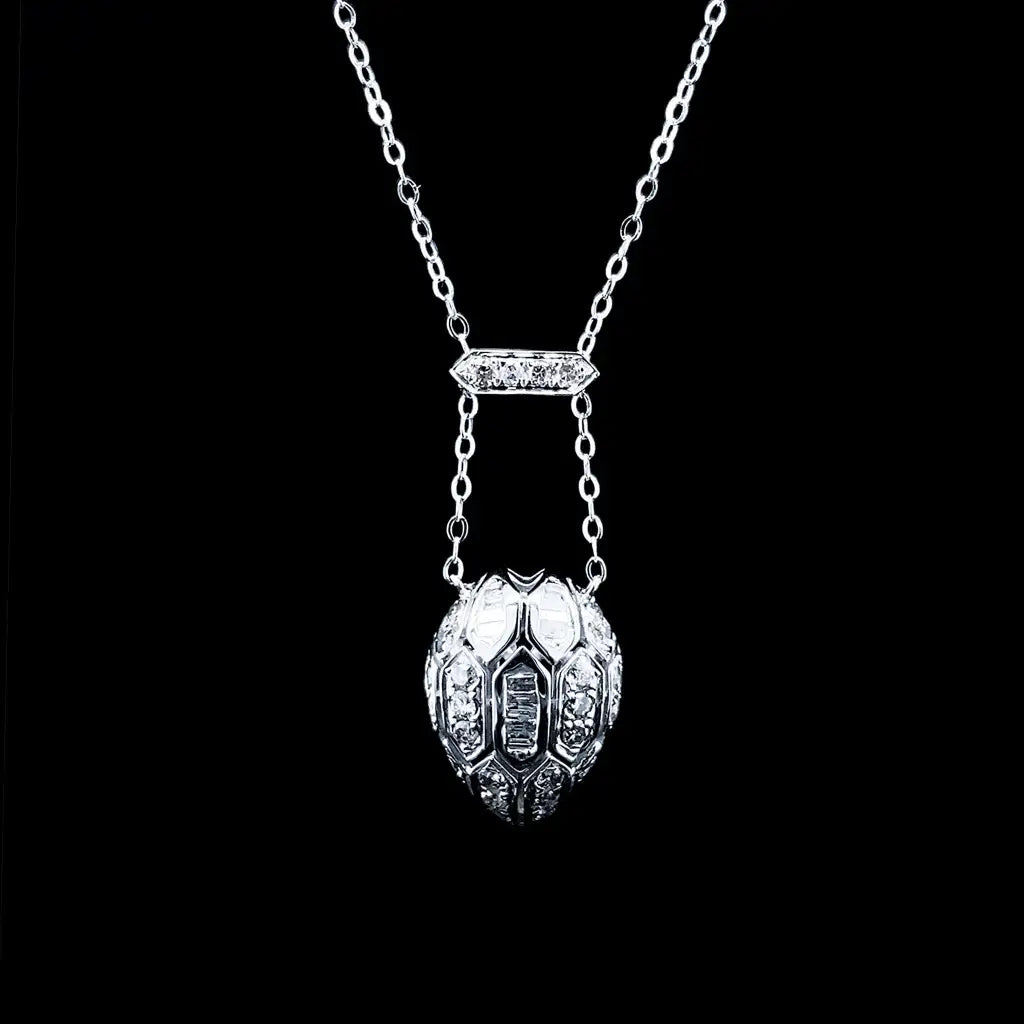 10.10 | Pear Deco Diamond Necklace 18Kt