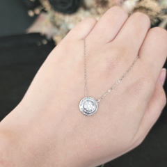 #LoveLVNA | Large Round Baguette Paved Diamond Necklace 18kt