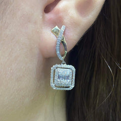 PREORDER | Multi-Tone Emerald Dangling Diamond Earrings 14kt