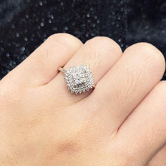 PREORDER | Cushion Floral Classic Diamond Ring 18kt