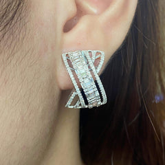 PREORDER | Baguette Crossover Diamond Earrings 14kt